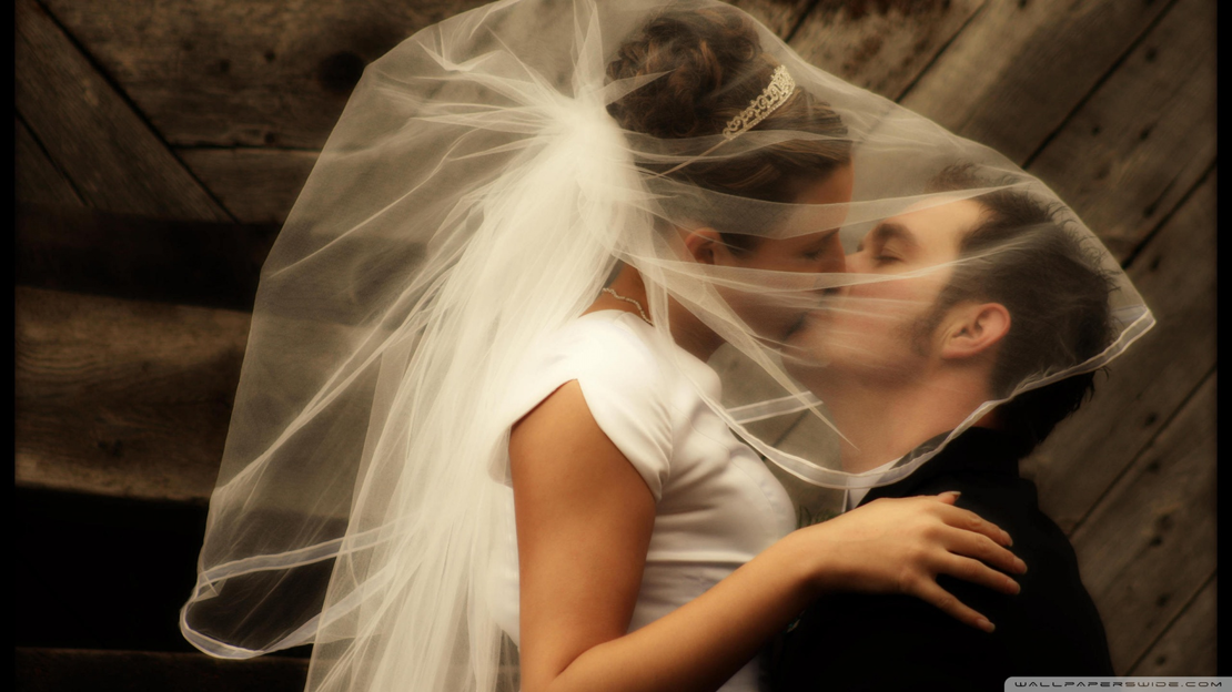 wedding_kiss-wallpaper-1920x1080