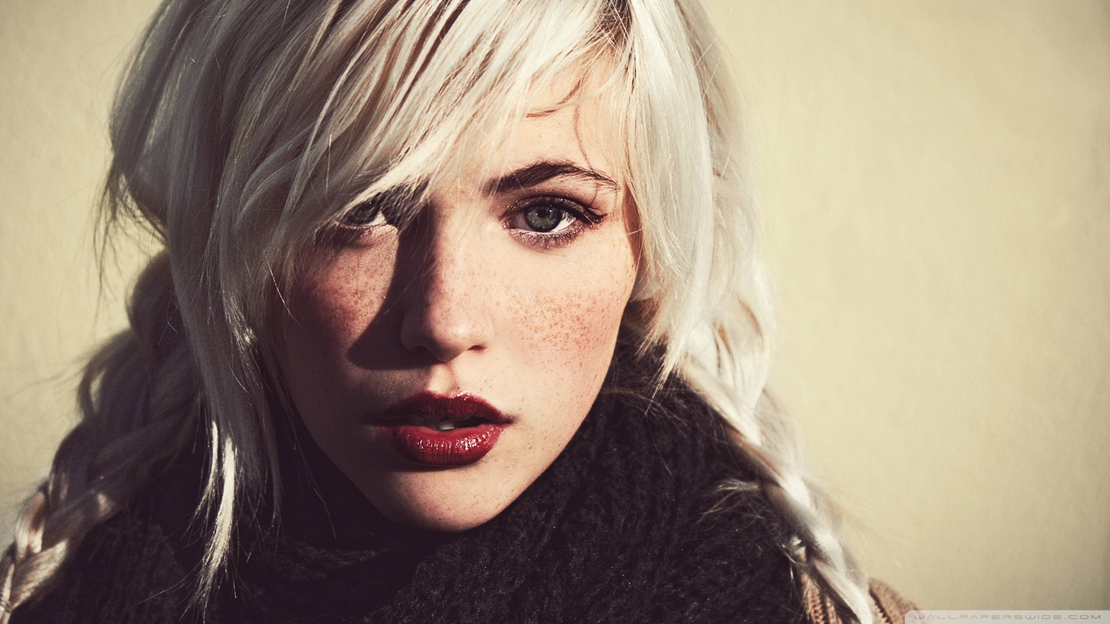 girl_white_hair_and_dark_eyebrows-wallpaper-1920x1080